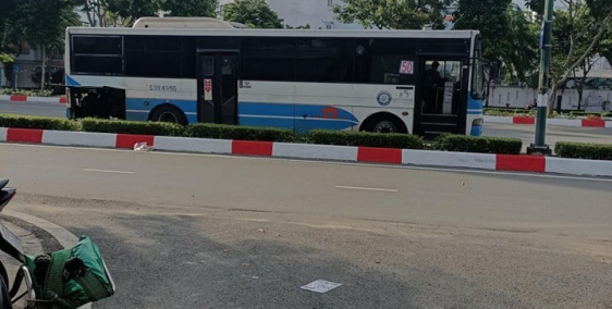 Bán nhà ngay mặt tiền Phạm Văn Đồng, 35m2 – 4.1 tỷ - ô tô đậu trong nhà