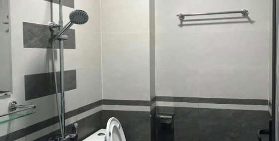 Bán nhà 3 tầng, 3 ngủ phố Quang Trung, TP HD, 44.7m2, nhà cực đẹp, chỉ 1 tỷ 880