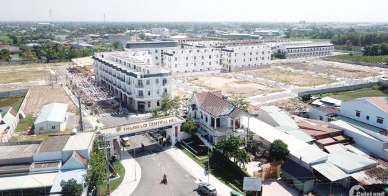 Sở hữu ngay đất nền mặt tiền sổ hồng riêng 80m2 chỉ 2tỷ8 tại Bến Lức