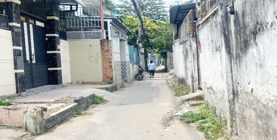 MUA ĐẤT TẶNG TRỌ. DÃY TRỌ 6P MT HẺM 3M TRẦN VĂN KHÁNH, Q7