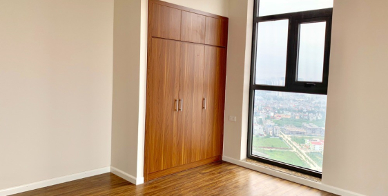 bán nhanh căn 2 ngủ 2 vệ sinh tầng 26 ban công hướng Đông