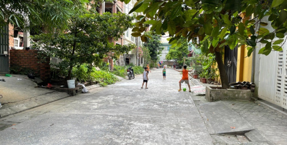 Bán gấp lô biệt thự sát chợ làng Vàng Cổ Bi, diện tích đất 123m