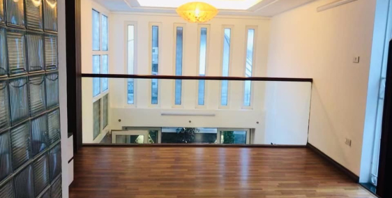 Bán nhà PL Hoàng Đạo Thành, Thanh, 60m2, 4 tầng, nội thất vip chỉ nhỉnh 5 tỷ