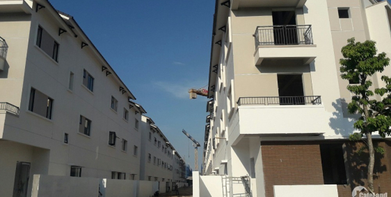 Chính chủ gửi bán căn nhà phố tại Centa Vsip Từ Sơn giá vét đáy