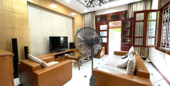 Chính chủ bán nhà 63m x 5 tầng phố Thái Hà, Ô tô, Kinh doanh