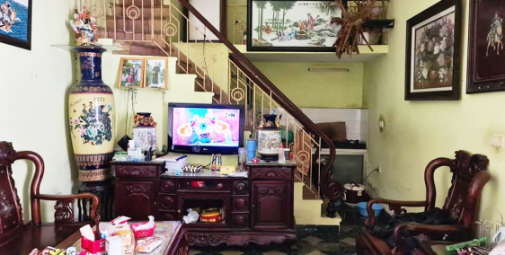 Bán Nhà, Ô tô Đỗ Cửa, DT 79m2, MT 8,4m, Vĩnh Tuy, HBT, Chỉ 6 Tỷ