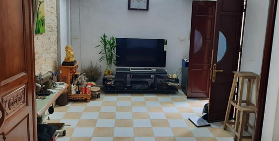 Bán Nhà, Lô Góc, DT 40m2, MT 5m, Đê Trần Khát Chân, HBT, Chỉ 2,75 Tỷ