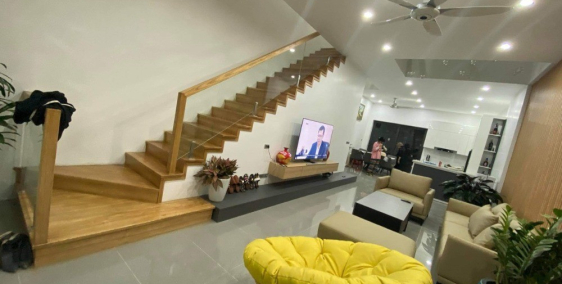 Bán nhà siêu đẹp tại Kđt Nam Vĩnh Yên, Khai Quang. Giá 4,65 tỷ. Lh 0974209946