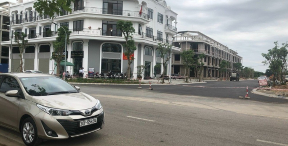 Chủ nhà cần bán lô ngoại giao giá tốt - Calyx Residence 319 Đông Anh