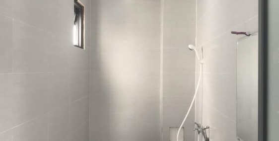 Nhà đẹp nội thất cao cấp SHR cách Chợ và UBND Hưng Long 900m