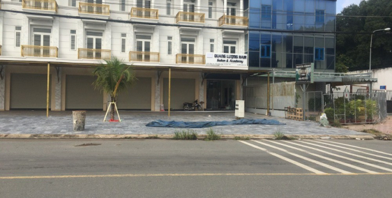 Bán Gấp nhà phố pHÚ Mỹ Hiệp TP Dĩ An