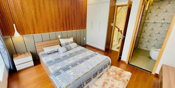 Dịch kẹt tiền cần ra gấp nhà 2L 80m2 SHR chính chủ