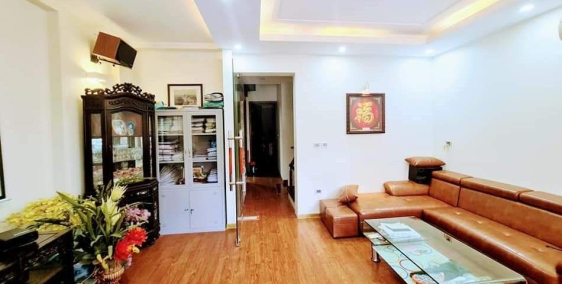 Tôi bán nhà mặt phố Trần Khát Chân gần Phố Huế, MT 6m, 60m2 chỉ 16.99 tỷ