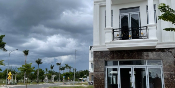 KHU NHÀ Ở CAO CẤP - GIÁ CÔNG NHÂN