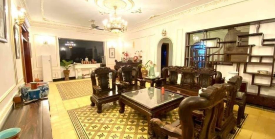 Tôi bán nhà mặt phố Yên Phụ, Nghi Tàm view Hồ Tây 66m2x6T chỉ 24.68 tỷ.