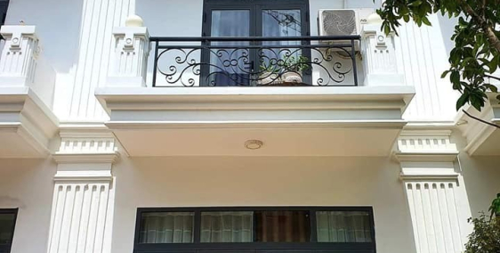 CHỈ 789TR SỞ HỮU NGAY CĂN NHÀ PHỐ XỊN XÒ 2 TẤM TẠI TRUNG TÂM TP BẾN TRE