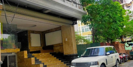 BÁN ĐẤT NGOẠI GIAO ĐOÀN VỈA HÈ KINH DOANH 120M MT 9M 18 TỶ 5