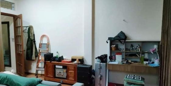 Bán gấp nhà Đội Cấn Ba Đình 35m gần phố, giá net!