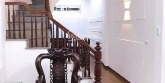 CĂN ĐẸP Phan Kế Bính, 44 m2, 5 tầng, 4.3 tỷ Ba Đình. Kinh doanh