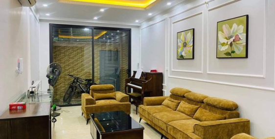 Bán nhà phố Nguyễn Trường Tộ, Ba Đình, 40m x 5 tầng, giá 5.6 tỷ