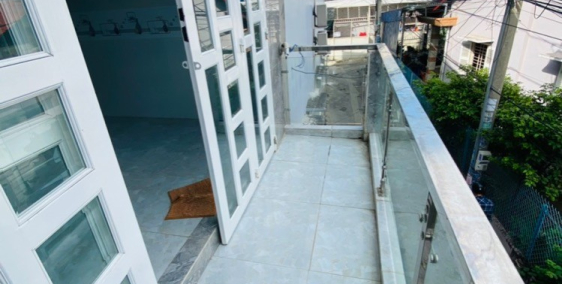 Nhà đẹp p.trung dũng trục đường 30/4