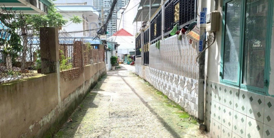 Bán Nhà Mặt Tiền Hẻm 138m2, Huỳnh Tấn Phát, Quận 7