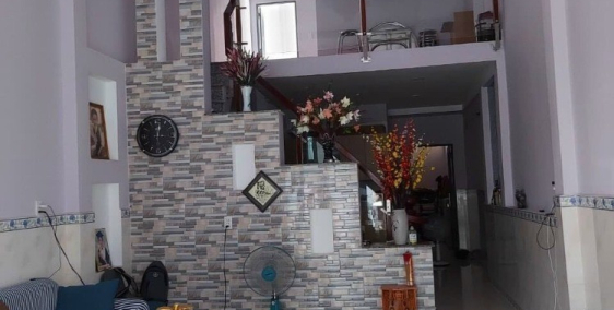 Bán nhà P. Tân Sơn Nhì 4x10m 1 trệt 1 lững đúc giá 2,65 tỷ SHR