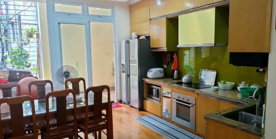 Nhà đường Hồ Tùng Mậu 38m2, 5T, MT 4.5m chỉ 3.68 tỷ nhà đẹp, gần phố, ở ngay.