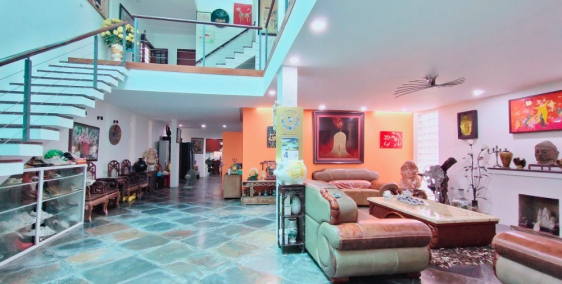 Bán nhà phường Cổ Nhuế 2 phân lô ôtô tránh, vị trí tốt 80m2 x 5.5m giá 7.4 tỷ.