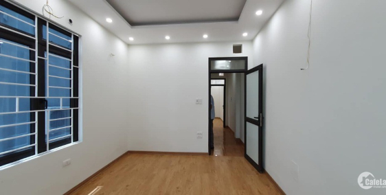 Hiếm nhà mới Phú Diễn-Bắc Từ Liêm LÔ GÓC-ÔTÔ đỗ cửa 40m2, 4T, 3.65 tỷ