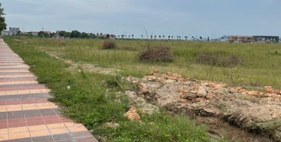 Bán 25.000m2 đất KCN Hòa Phú, giá rẻ ,vị trí đẹp.Bàn giao ngay.