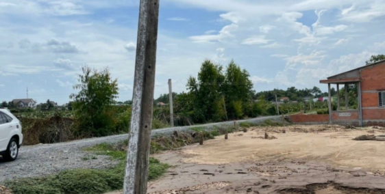 Chỉ còn  1 lô duy nhất  giá  rẻ Phú  Ngãi  Trị, Châu  Thành  cách đườn 827b 300m