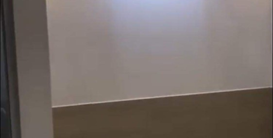 Bán gấp căn hộ tầng 1 kinh doanh các loại hình, 200 m sử dụng, 60m vỉa hè, sđcc