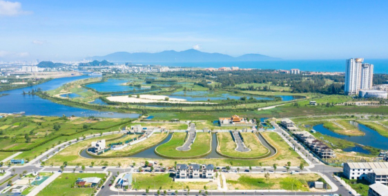 Bán biệt thự ven biển Đà Nẵng,1 căn góc 3 mặt tiền, DT: 467m2, nhà 3 lầu