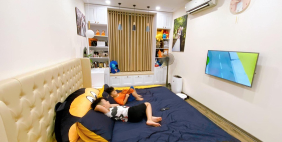 Bán nhà tập thể tầng 1 Mặt phố Nguyễn Công Hoan giá 5,7 tỷ, 90m2, KD rất tốt