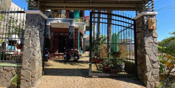 Kẹt vốn bán nhanh biệt thự mini trung tâm Bình Chánh 200m2 bằng giá đất.