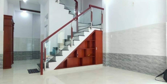 Bán nhà mới keng, Âu Cơ, diện tích đẹp, cực rẻ