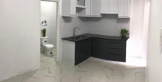 Bán nhà mới ở ngay Lũy Bán Bích, xe hơi ngủ trong nhà, giá rẻ