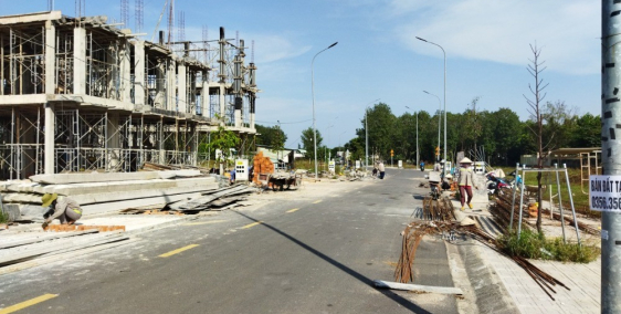 NHÀ PHỐ 1 TRỆT 2 LẦU PHÚ CHÁNH VSIP2