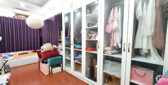 Bán gấp nhà dẹp phố Tôn Đức Thắng chỉ nhỉnh 3 tỷ