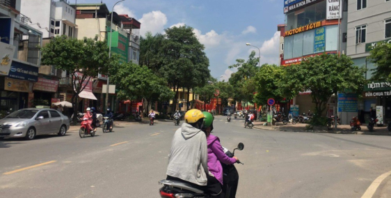 VỊ TRÍ HIẾM MẶT KINH DOANH TRÂU QUỲ - GIA LÂM DIỆN TÍCH 65M CÓ THỂ CHIA ĐÔI