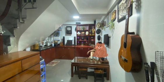 Bán nhà riêng, Mặt ngõ Bạch Đằng giá 3,85 tỷ, 35m2, xây 5 tầng, cách phố 15m