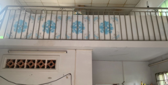 Nhà chính chủ đang ở cần bán gấp