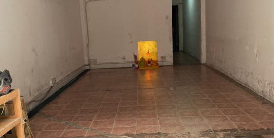 Chính chủ cần bán căn nhà đường Nguyễn Văn Thủ quận 1