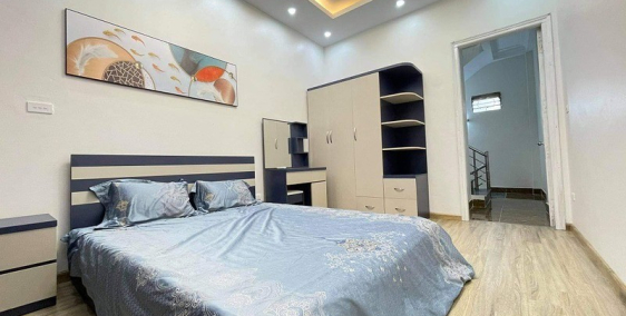 Nhà Đẹp, Hẻm Xe Hơi Tránh, DT 40m2, Hòa Hưng, Quận 10, Chỉ 5 Tỷ 5.