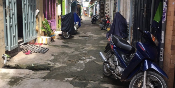 Nhà bán đường Trường Chinh bên cạnh BIG C 4x10m nở hậu hẻm 3,5m