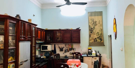 Bán nhà chính Chủ view hồ dt 60m2, mt 5.7m, ô tô đổ cửa kinh doanh đỉnh