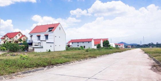 Đất nền dịch vụ khu công nghiệp, sổ đỏ trao tay, kinh doanh ngay