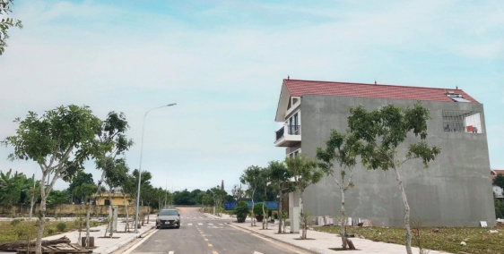 Bán lô đất 2 mặt tiền cạnh chợ Cầu Mây, tiếp giáp công viên khu vui chơi