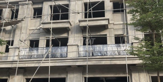 Cần bán căn shophouse tại KĐT mới Xuân Hòa hướng đông nam.Lh 0374049111